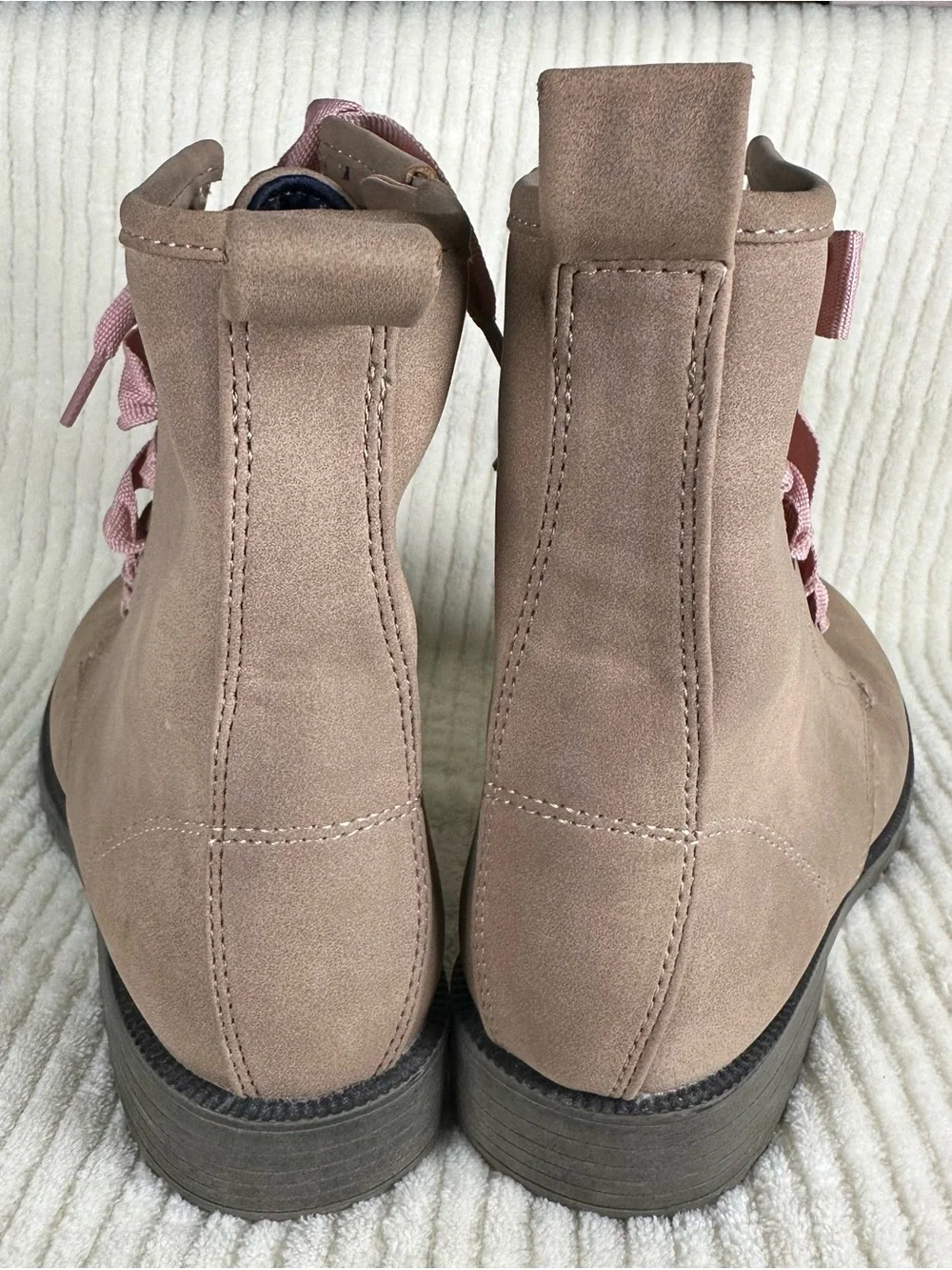 Cat & Jack Girls Tan Combat Boots Size 3